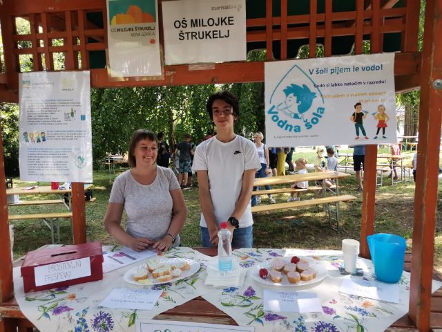 Stojnica šolskega sklada na Festivalu za ljubitelje živali v Novi Gorici