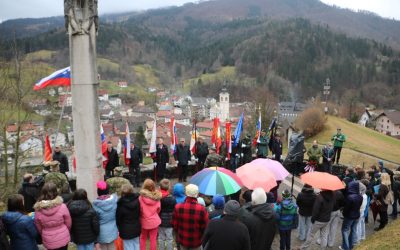 Spominska slovesnost v Cerknem